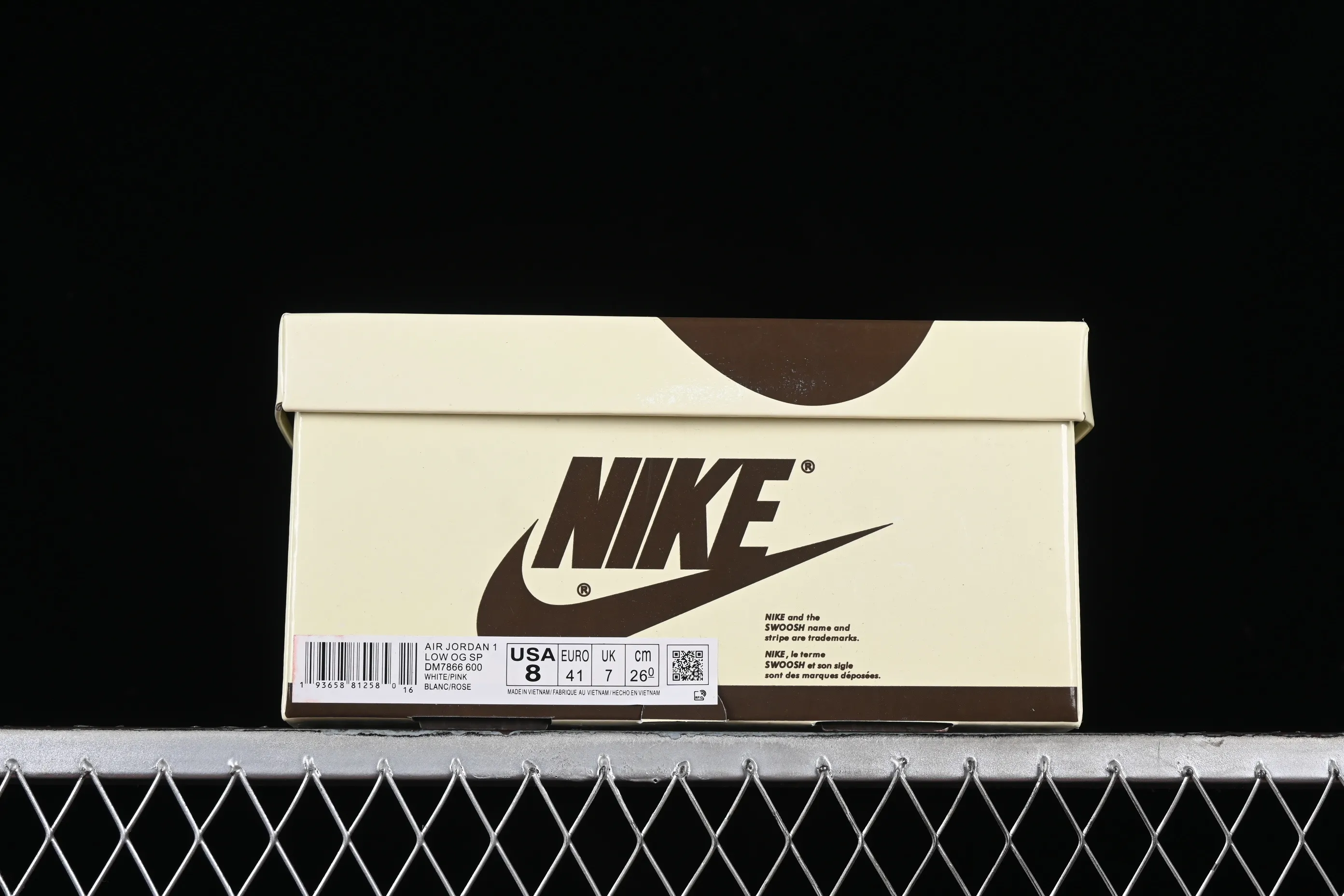 All categories Air Jordan Jordan series basketball shoes Air Jordan 1 Low cost-effective version Travis Scott x Air Jordan 1 Low OG AJ1 Joe 1 undercut low DM7866-600